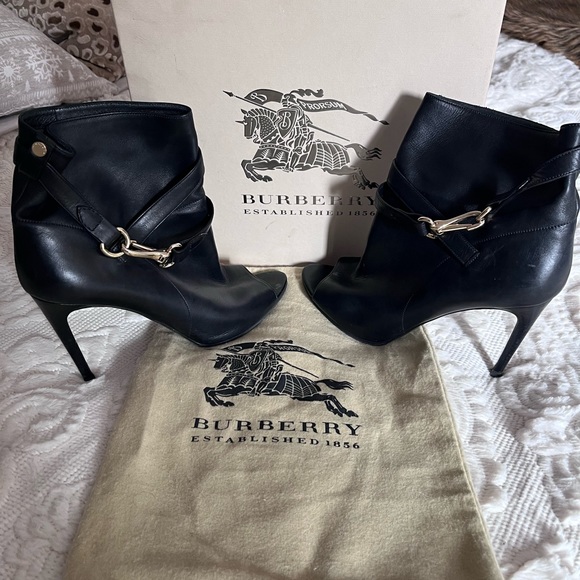Burberry booties, authentic, excellent condition - Picture 5 of 5